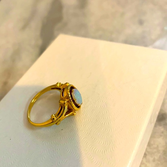 14k and opal split shank ring with beaded design 2.9 grams size 5.5 - Picture 5 of 6